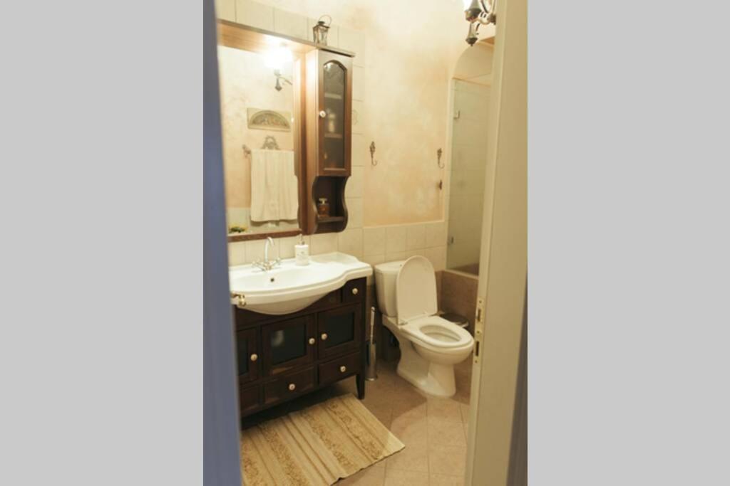 Apartment In Anakasia Overlooking فولوس المظهر الخارجي الصورة